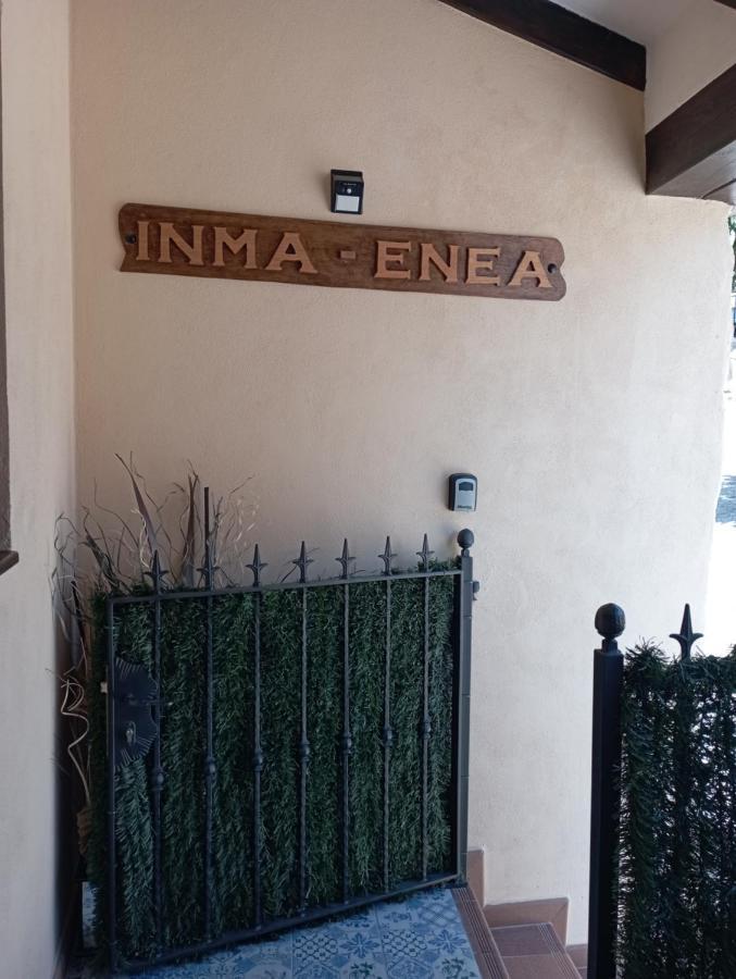 Inma Enea Lägenhet Armananzas Exteriör bild